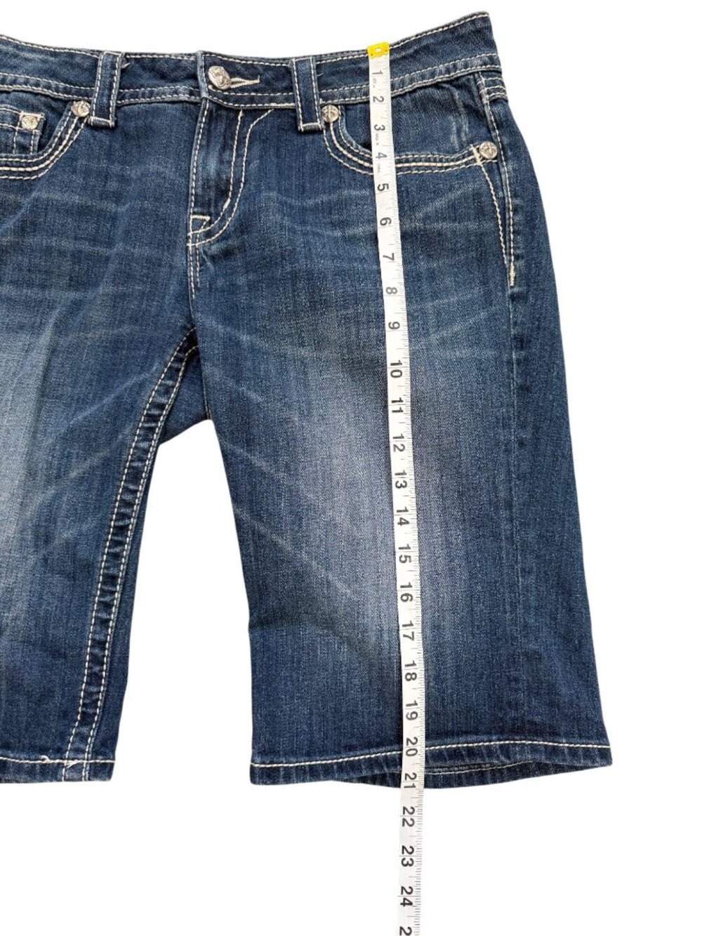 Miss Me Womens Size 29 Easy Bermuda Jean Shorts Embellished Pockets Blue - Picture 6 of 8